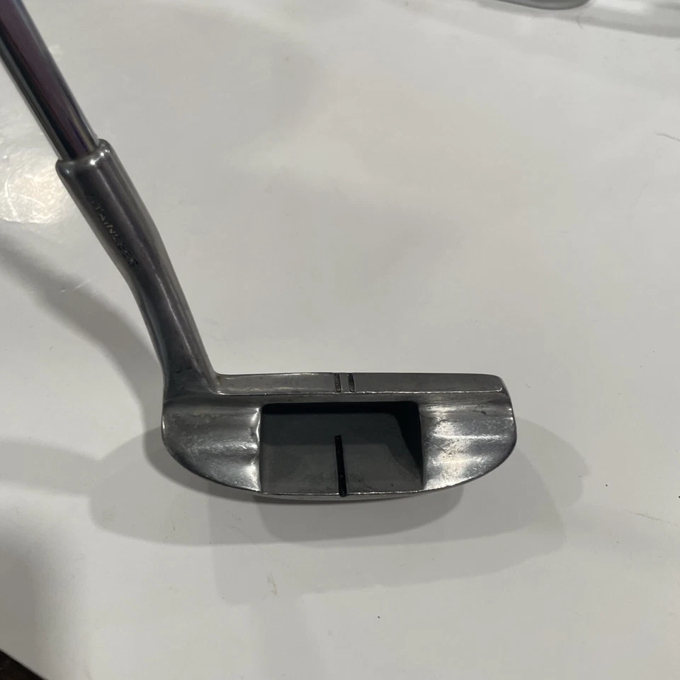 PREOWNED Dunlop Tour Special Stainless Chipper Right Handed RH Steel Shaft - Image 3 of 4