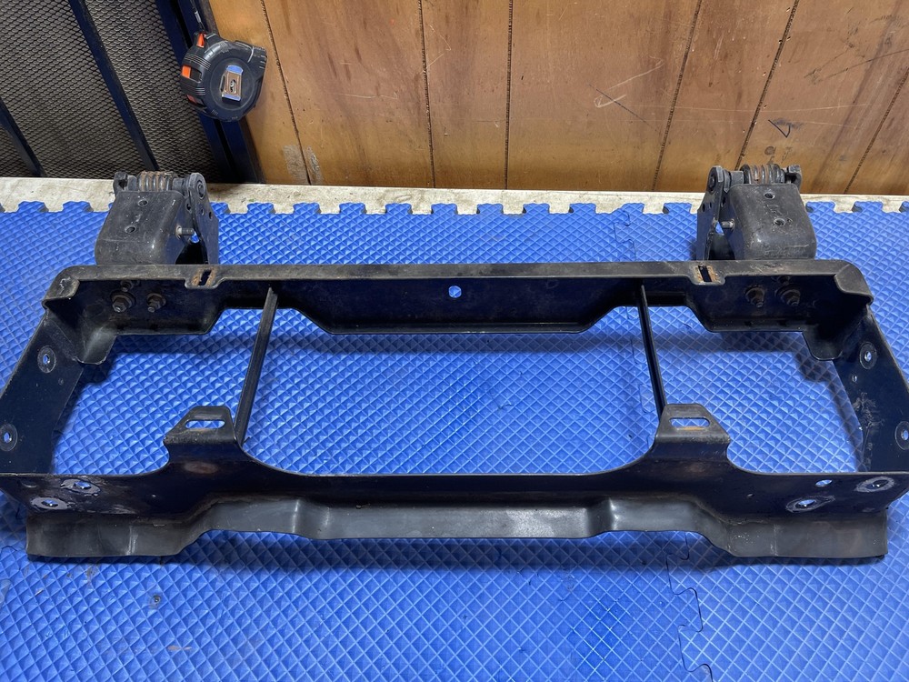 03-07 Hummer H2 Radiator Hood Guard Bracket Assembly Tested Oem !