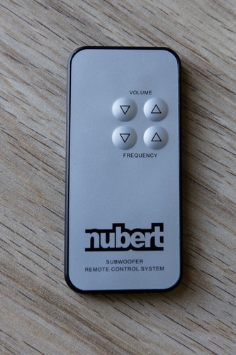 Nubert Nubox AW-441 Subwoofer (schwarz/silber) - Bild 9 von 12