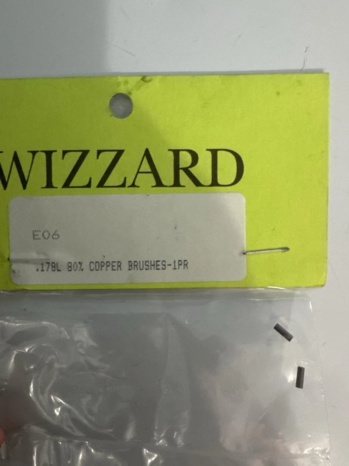 "PAR DE CEPILLOS DE MOTOR WIZZARD 80 % COBRE .178"" E06 SLOT CAR COMO NUEVO EN BOLSA SELLADA" Foto 2 de 2