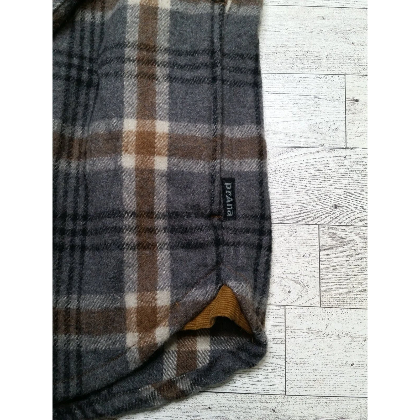 PrAna Asgard Men's L Gray Brown Plaid Hooded Flannel Jacket Snap Front image 7