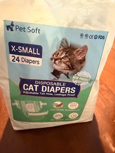 Pet Soft Disposable Cat/dog Diapers with Adj Foam Tail Hole, XS, Green, 18 Ct
