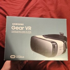 Samsung SM-R322NZWAXAR Gear VR OCULUS Headset - Frost White