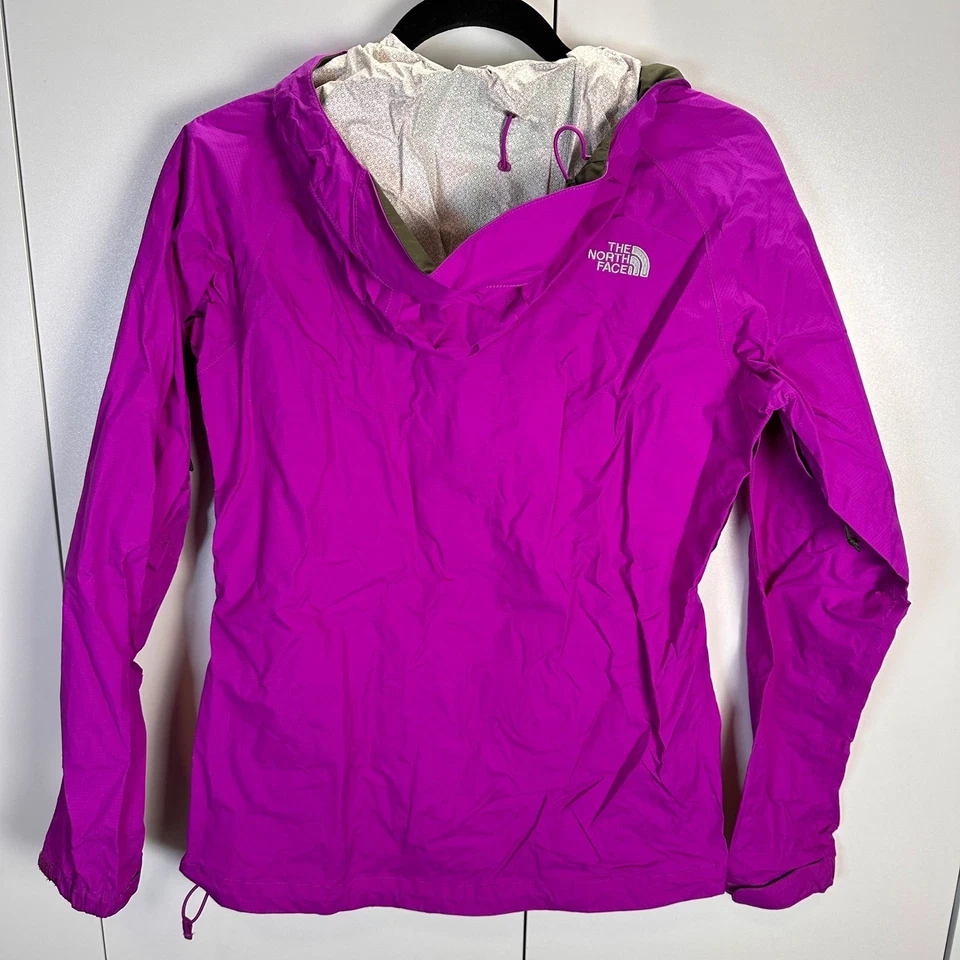 The North Face 紫色雨衣女式 XS TP 轻便连帽防水 — 第 2/4 张图片