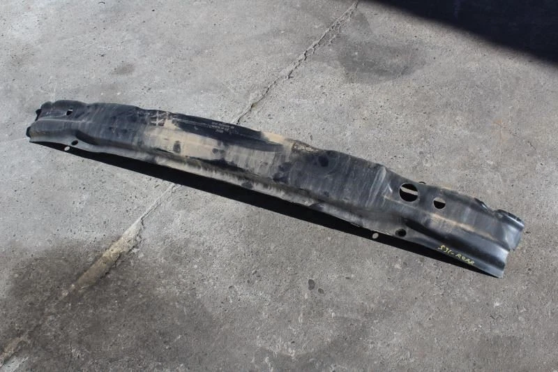 2007 BMW 550i E60 REAR BUMPER REINFORCEMENT REBAR BEAM 5112 7050405 Foto 2 de 4