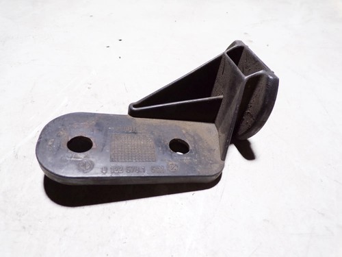 BMW 3 E36 Stoßstangenhalter vorne rechts 8122578 2.00 Petrol 110kw 17700794