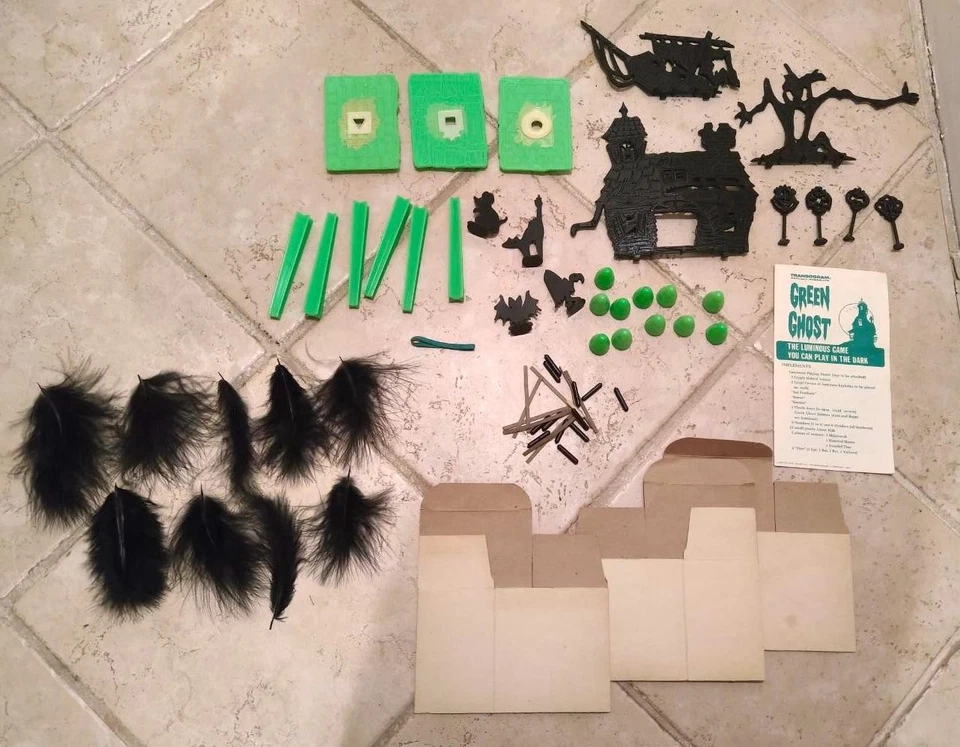 Vintage 1965 Green Ghost Glow In the Dark Board Game Transogram Mostly Complete - Image 4 of 4