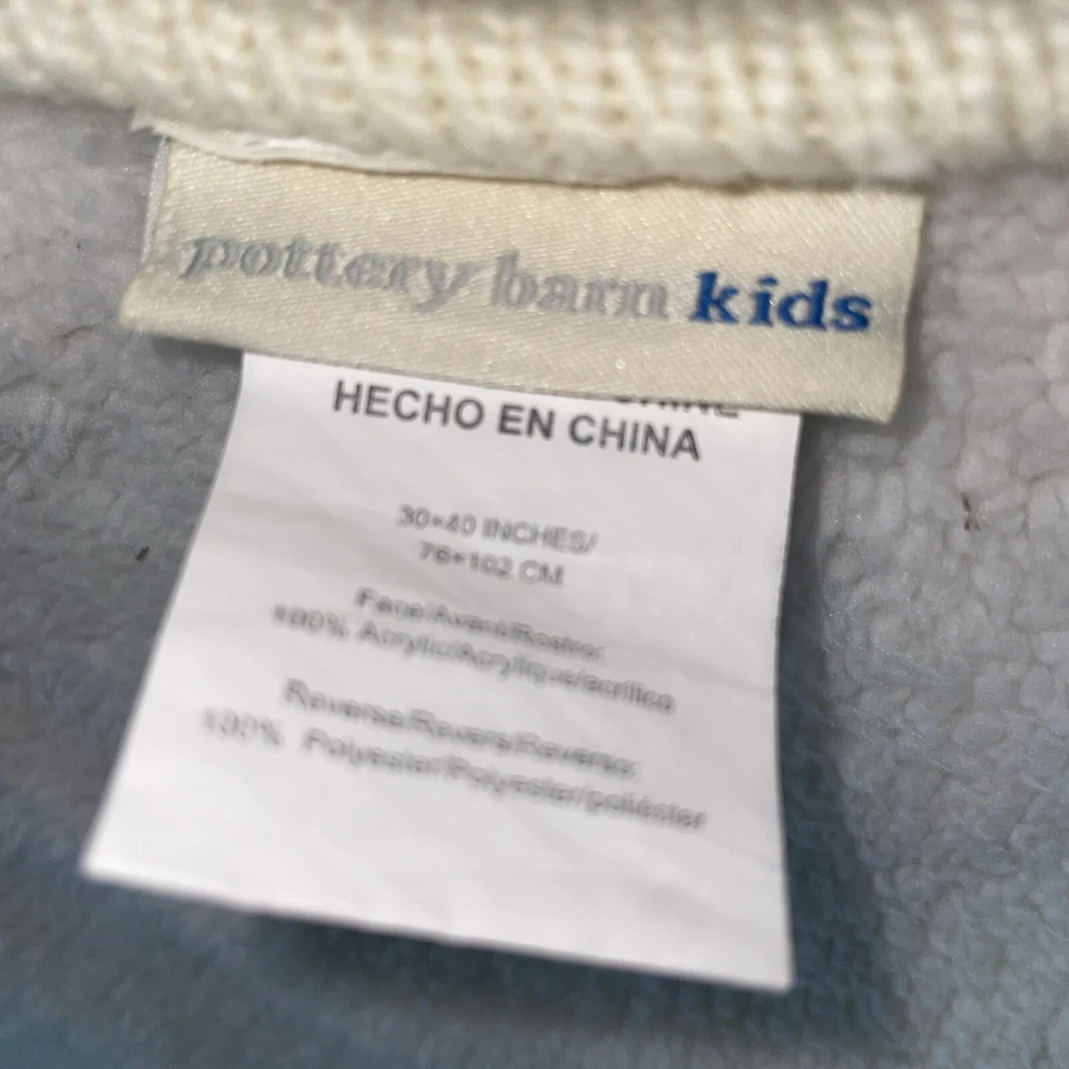 Manta Pottery Barn Niños Azul Invierno Tejida Oso Polar Sherpa 30x40 Foto 3 de 3