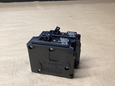 LOT OF 2 ITE Q120 QP120 QP Circuit Breaker 20A 1P 120VAC #100D81*CO