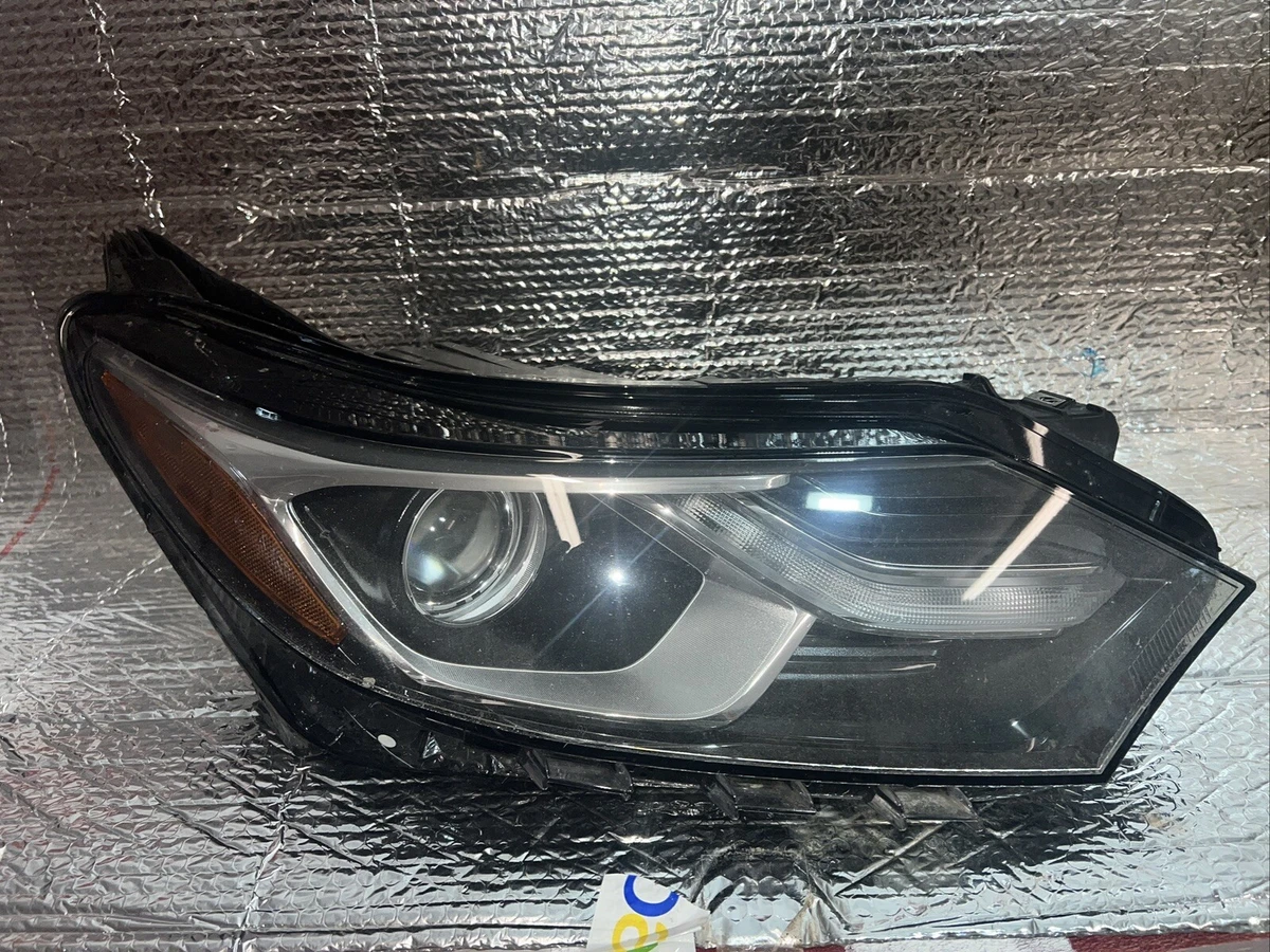2018- 2020 Chevrolet Equinox Right Passenger Xenon HID w/DRL 