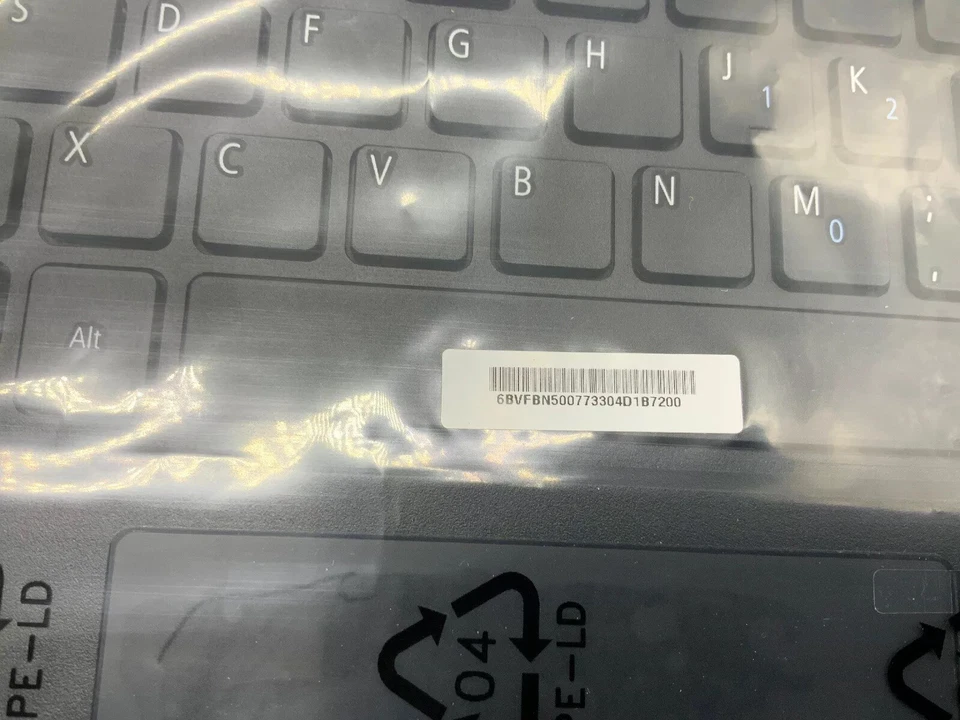 Acer 6B.VFBN5.007 Keyboard w/ Upper Case Touchpad Speaker Black - Image 3 of 4