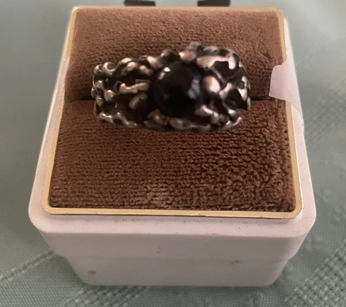 VINTAGE MEN’S OSTER  SILVER RING WITH BLACK ONYX  SIZE 8-FREE SHIP