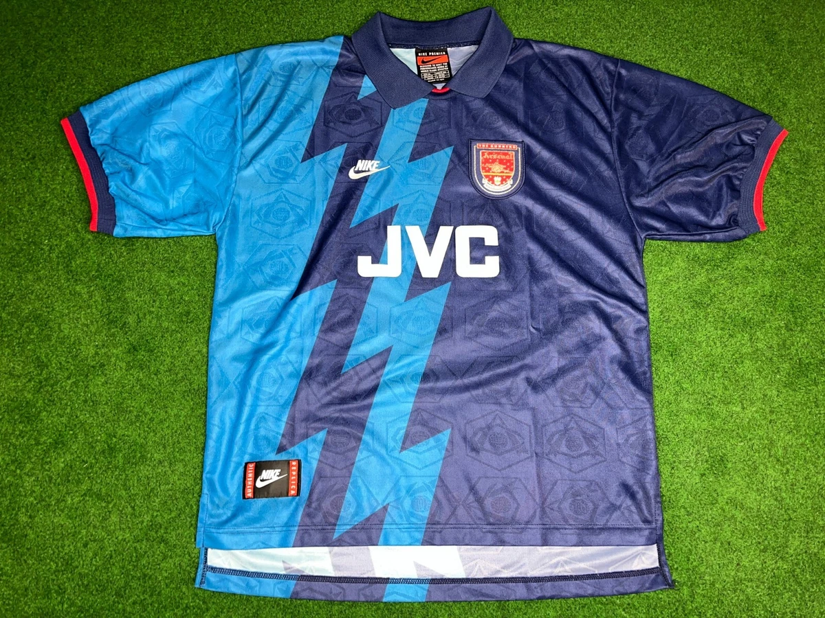 arsenal blue kit