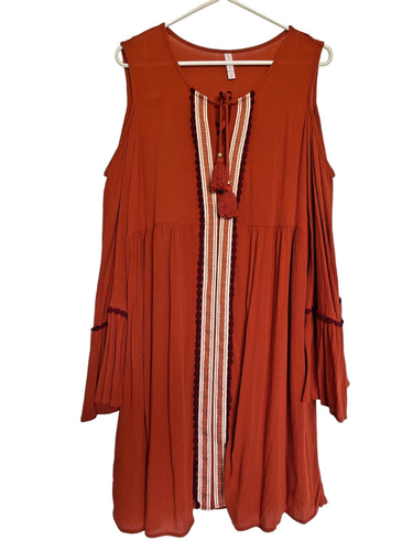 Robe bohème épaules froides Xhilaration taille L orange brûlé brodée manches cloche