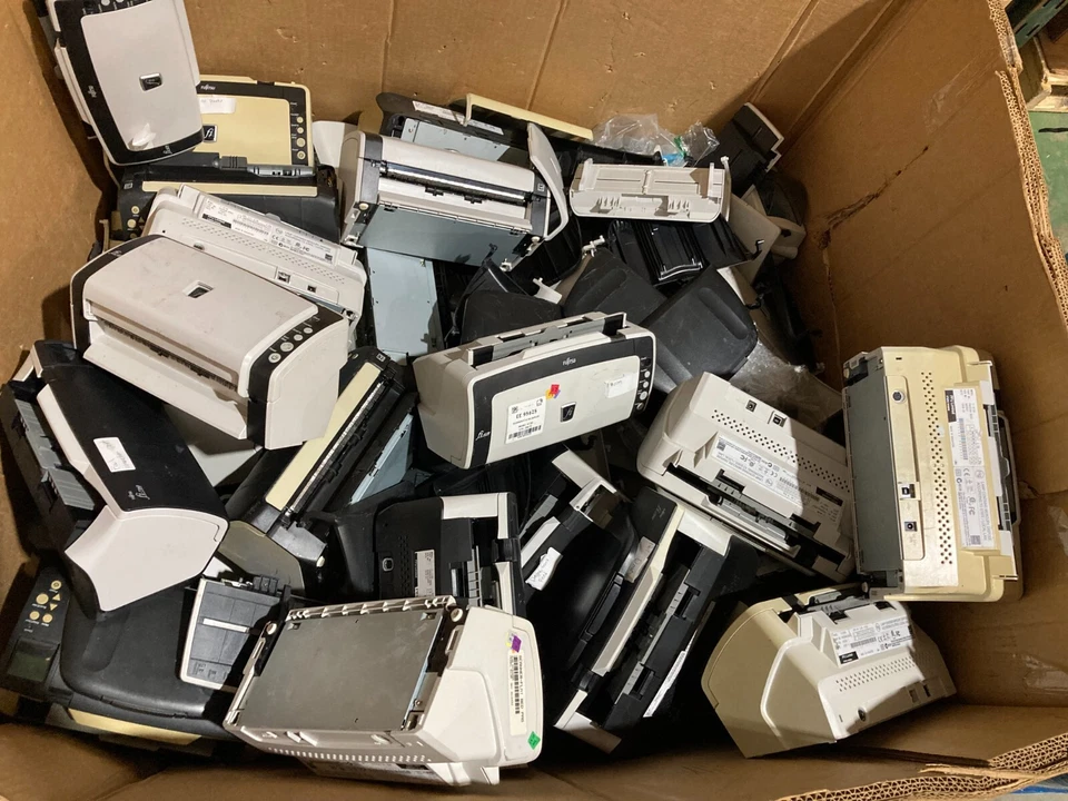 Fujitsu FI-6130Z Document Scanner - For Parts/Not Working - Image 3 of 3