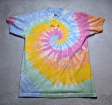 Shaka Wear Medium Tie-Dye T-Shirt Spiral Pastel Colors Hollywood Embroidery