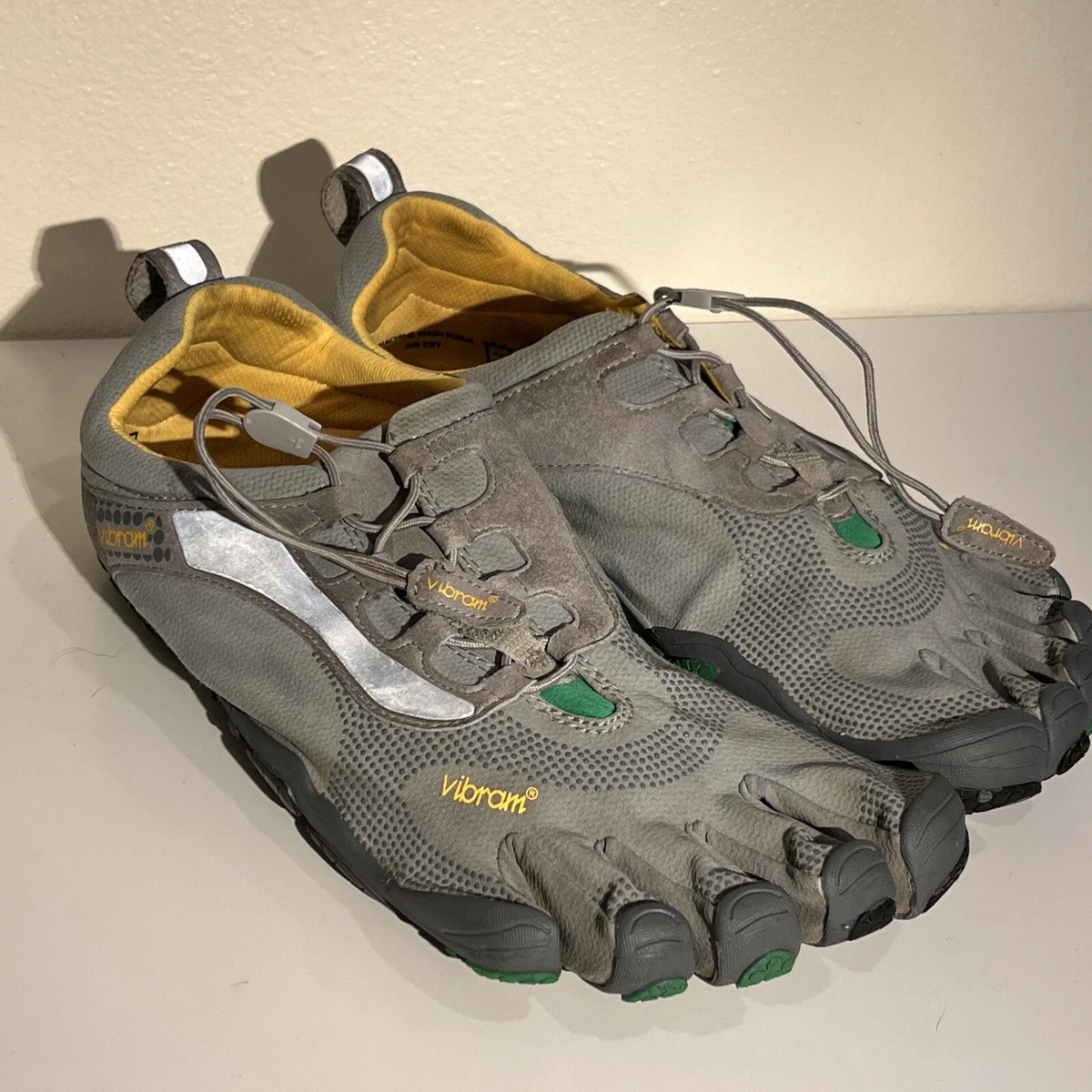 Vibram fivefingers hotsell bikila ls