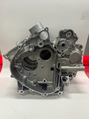 Yamaha Grizzly 700 Crankcase 3B4-15100-27 F/S