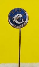 SRD Zagreb, Fishing, Angeln, Peche, Fish, hook, haken, vintage badge KASUN 1960s