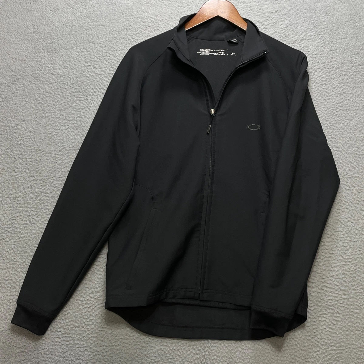 Oakley Full Zip Men's Activewear for Sale | Shop Men's Athletic