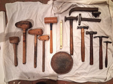 Set Vintage Hobelhämmer + Leisten und Lederauflage