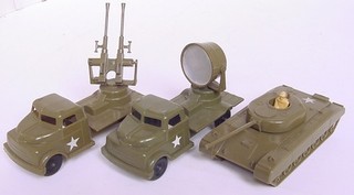 1950s PYRO PLASTICS 5.25" US ARMY TANK TRUCK MOUNTED AAA GUN & SEARCHLIGHT TRUCK