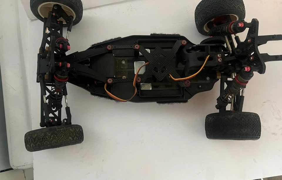 TLR RC Buggy Racer Foto 2 de 3