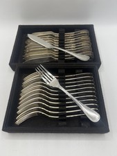 MENAGERE 12 COUVERTS A POISSON MAISON CHRISTOFLE MODELE MALMAISON