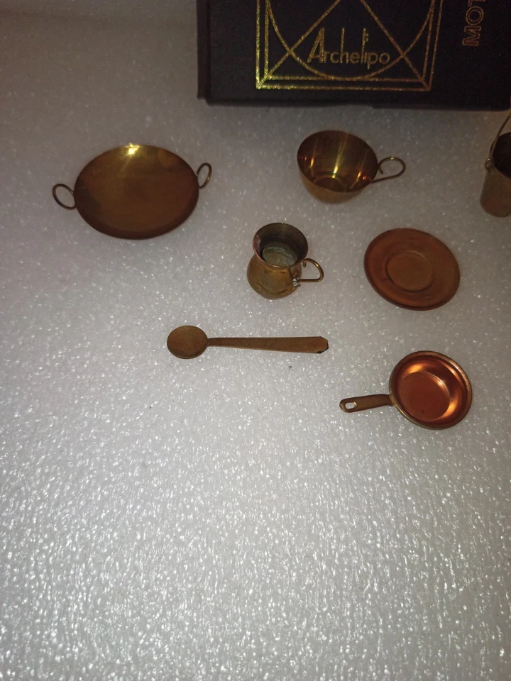 Set 8 Pezzi In Miniatura In Metallo LEGGI DESCRIZIONE - Immagine 2 di 4