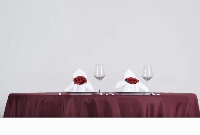 Studio chambray table cloth 