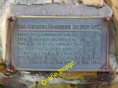 Photo 12x8 Plaque on 1914 Vickers Pattern 13 Pdr Gun Scarborough/TA0388 L c2013