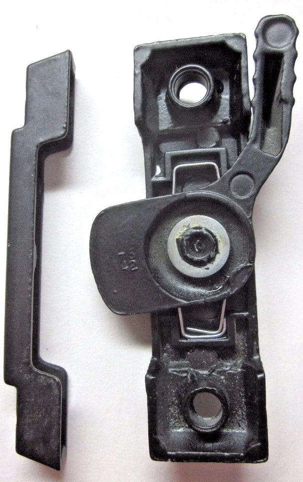 Черный цинковый замок для раздвижного окна защелка створка 2-1/4 дюйма центры 3/8 дюйма задняя крышка и кромка - Изображение 3 из 4