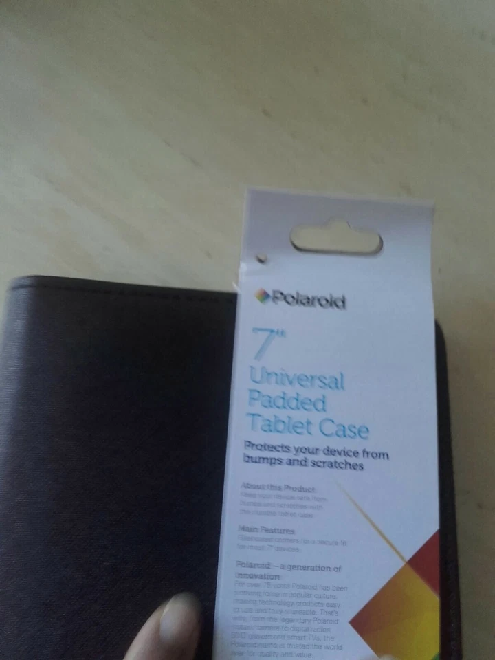 Polaroid 7" Universal Padded Tablet Case Cover Black BRAND NEW - Image 3 of 4