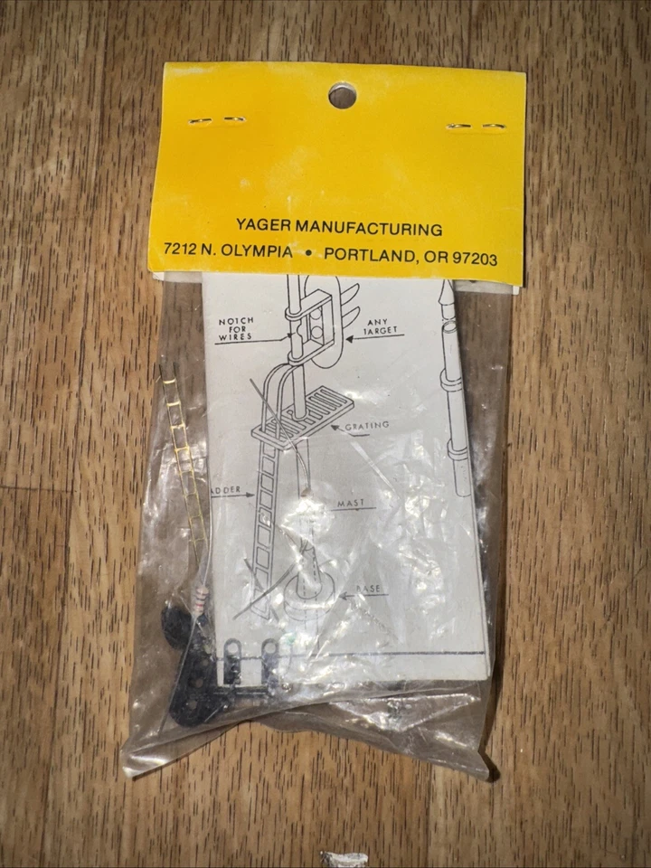 Oregon Rail Supply 120 HO Scale Light Block Signal Kit  New - Image 2 of 2