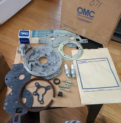 OMC Thermostat Kit #388700 Fits 40 HP New From Older Stock Original Box