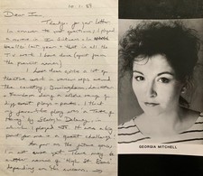 GEORGIA MITCHELL TV ACTOR (FOOTBALLER’S WIVES) **HAND SIGNED** PHOTO & LETTER