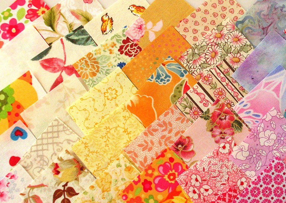 Stoffpaket Precuts - bis zu 600 verschiedene Scraps 5x5 cm Patchworkstoffe Quilt - Bild 2 von 4