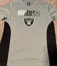 NFL Team Apparel Las Vegas Raiders Men's T-Shirt Size L