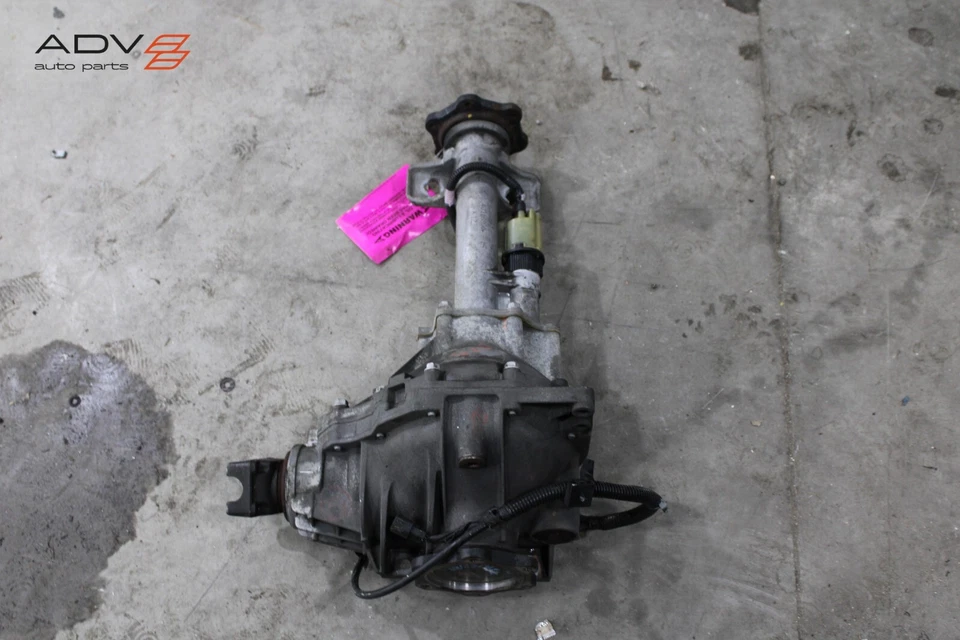 2015 - 2020 CADILLAC ESCALADE FRONT DIFFERENTIAL AXLE CARRIER OEM - Image 2 of 4