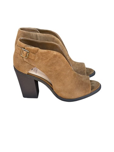 new vince camuto suede front V-Cute 