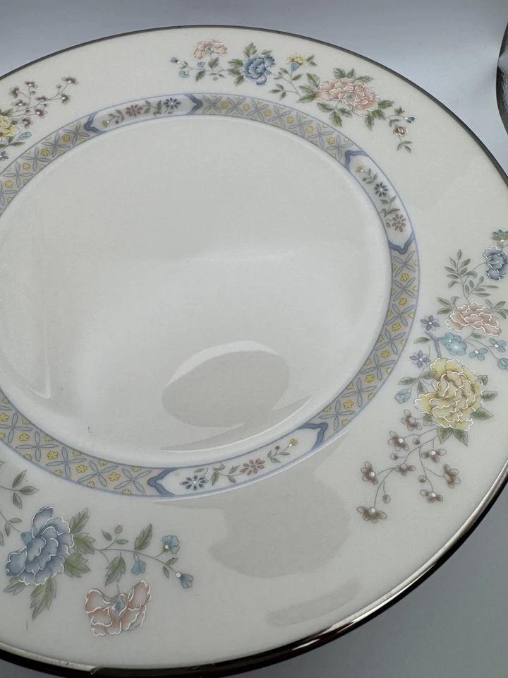 Juego de 8 platos de ensalada vintage Gorham Fine China madera de cerezo elegante con temática floral Foto 2 de 4