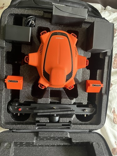 Yuneec H520 Drone Bundle w/ E90 4K Camera, CGO-ET Thermal, 6 Batteries & Charger - Picture 5 of 8