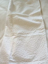 FRETTE FINE LINENS. BEAUTIFUL WHITE STANDARD SIZE PILLOWCASE 100% COTTON.