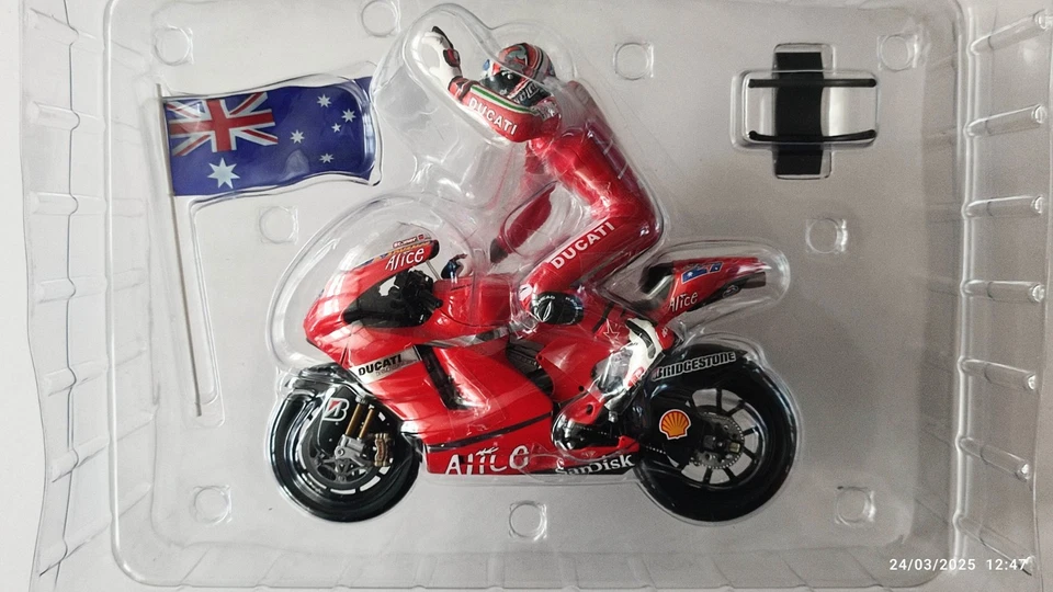 MINICHAMPS 1:12 DUCATI DESMOSEDICI GP 7 CASEY STONER GP AUSTRALIA - Photo 3/4
