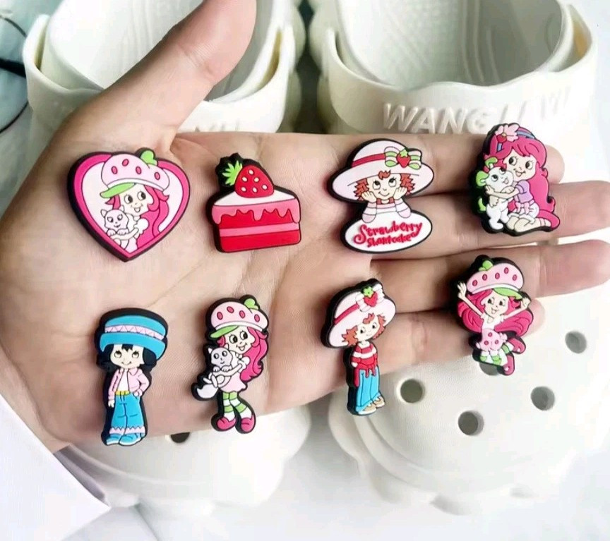 Strawberry Shortcake Design Crocs With Jibbitz Set Of Strawberry