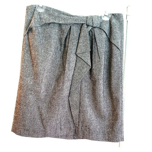 Banana Republic woven wool skirt with fabric detail in gray, sz 6