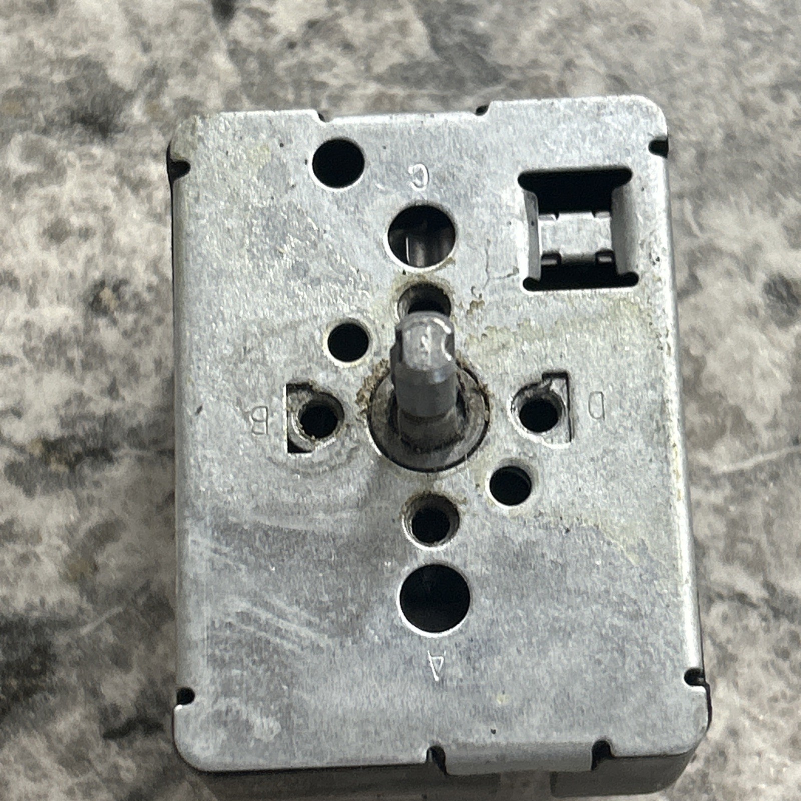 GE Range Oven Surface Element Control Switch Part No. CTL046 FREE SHIPPING!!OEM!