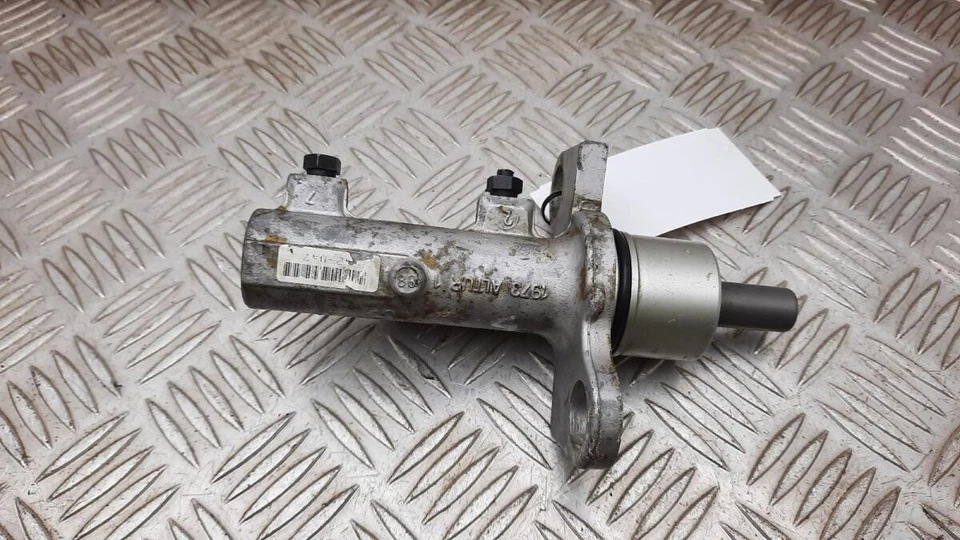 CILINDRO MAESTRO FRENO AUDI A6 C6 3C2614019E Foto 3 de 4