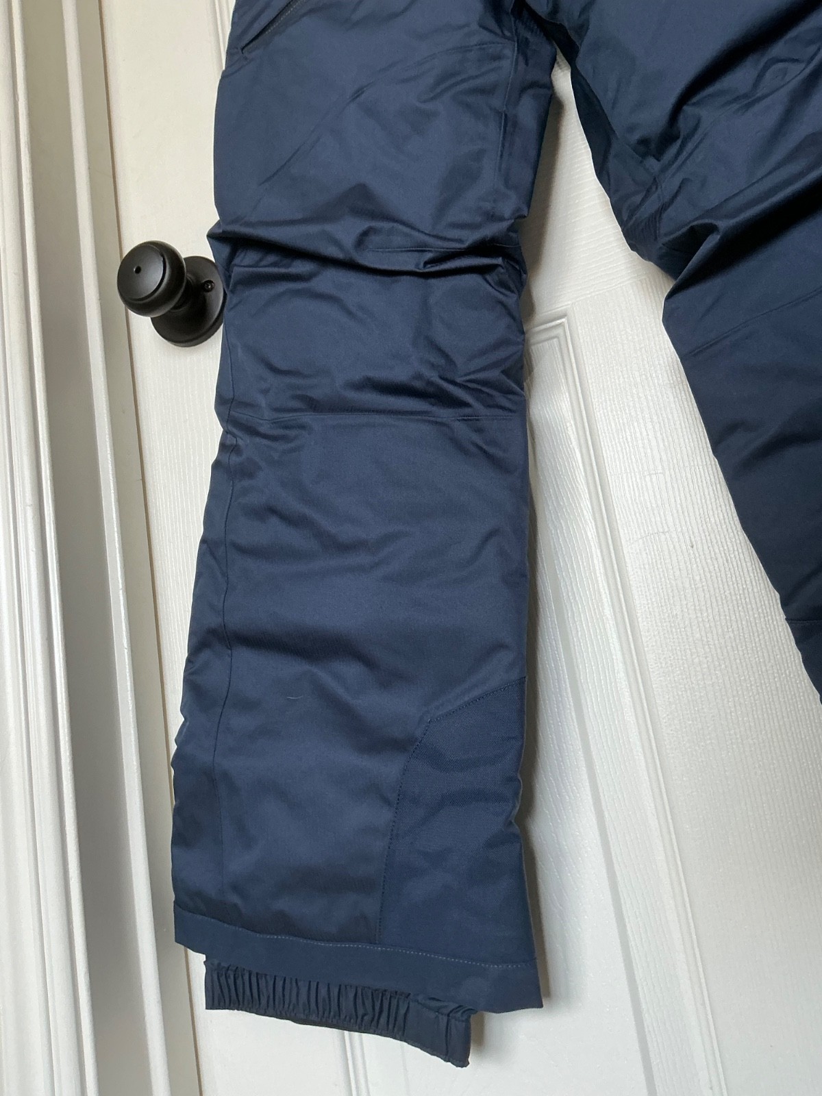 Patagonia Navy blue ski  Boys or Girls  Pants Snow Ski Sled M 10 Hides Dirt! thumbnail 3