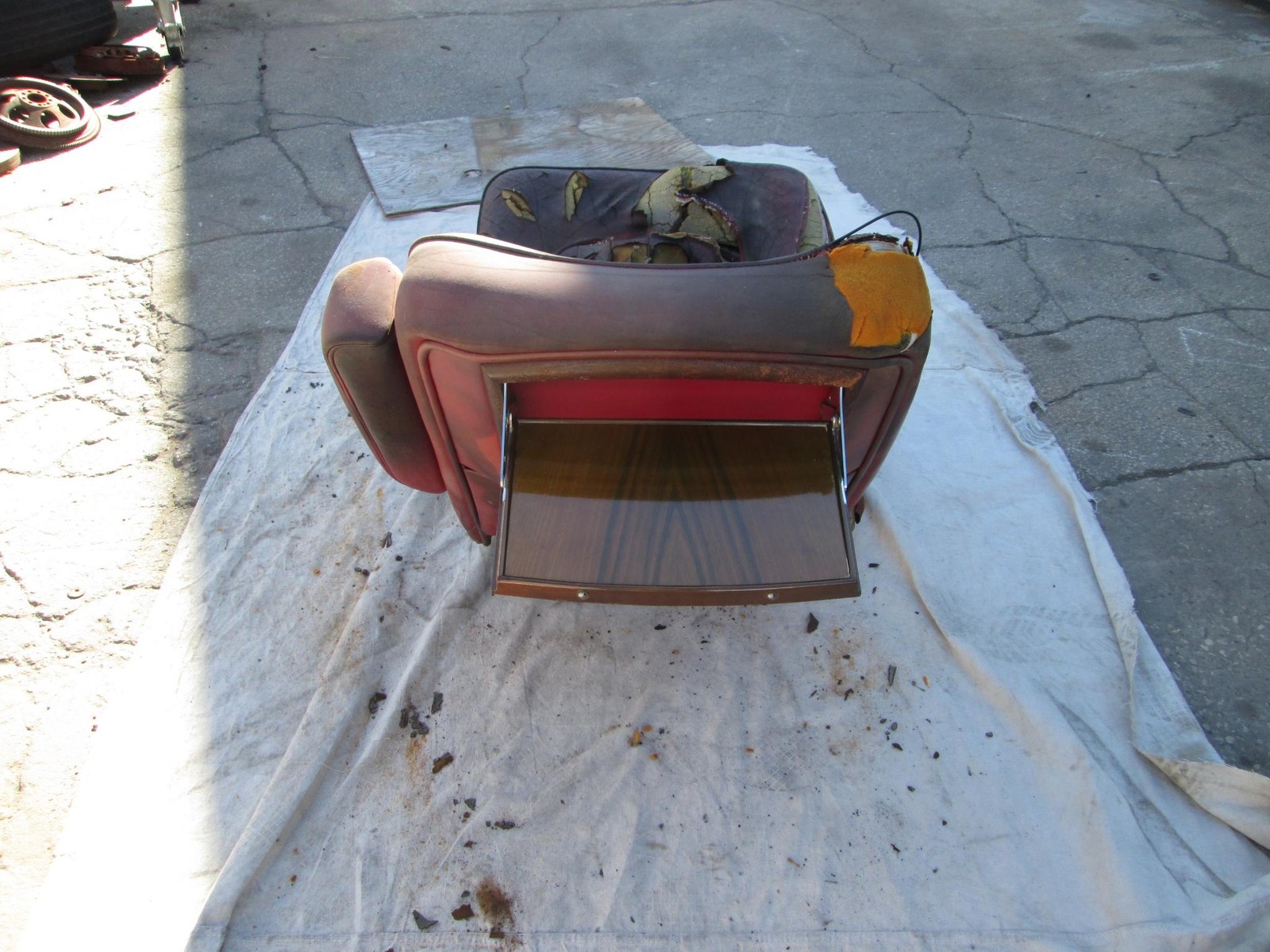 Rolls Royce Silver Shadow T1 right front seat 1967 T1 (USED)